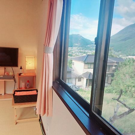 Yufuin Sunday Hotel Ngoại thất bức ảnh